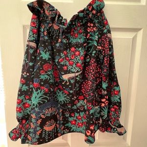 Tuckernuck off the should blouse